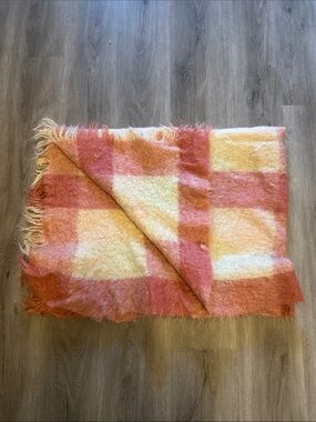 Glen Cree All Mohair Blanket- Rust Pink